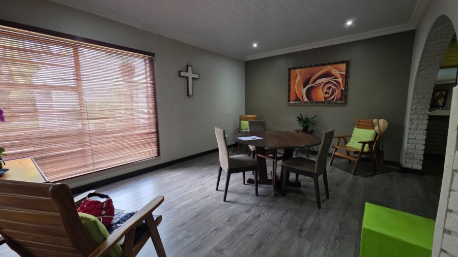 3 Bedroom Property for Sale in Wilkoppies North West